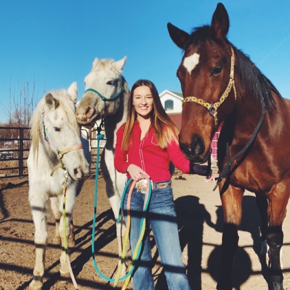 Meet your Posher, Jorden - Picture 7 of 7